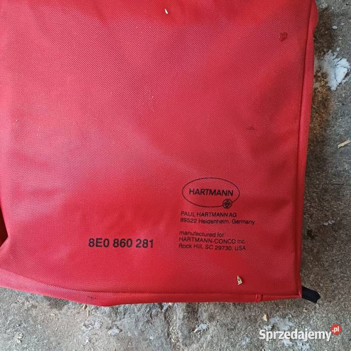 Apteczka samochodowa audi a6c6 awant cał sprawna Lubartów sprzedam