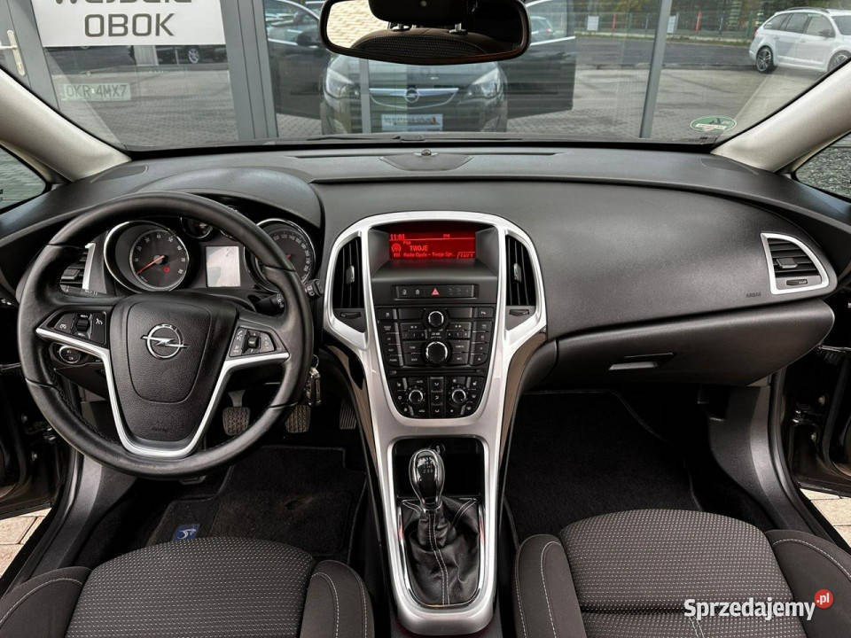 Opel Astra Grzany fotelKierownica Czujniki Rok produkcji 2012