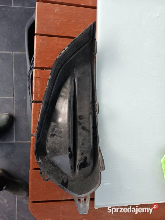 Kratka halogenowa prawy przód Peugeot 208 Zderzaki Turek