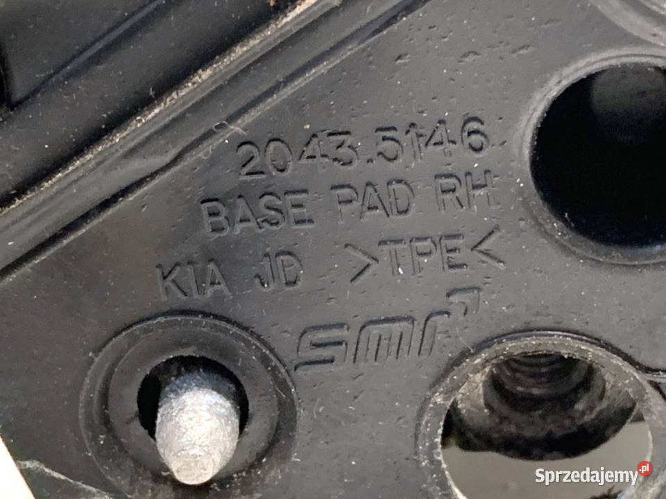 LUSTERKO PRAWY KIA CEED Hatchback 1218 DARK