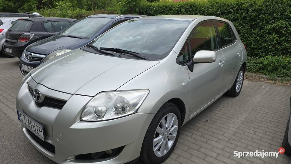Sprzedam Toyota Auris 16 benzyna Toruń