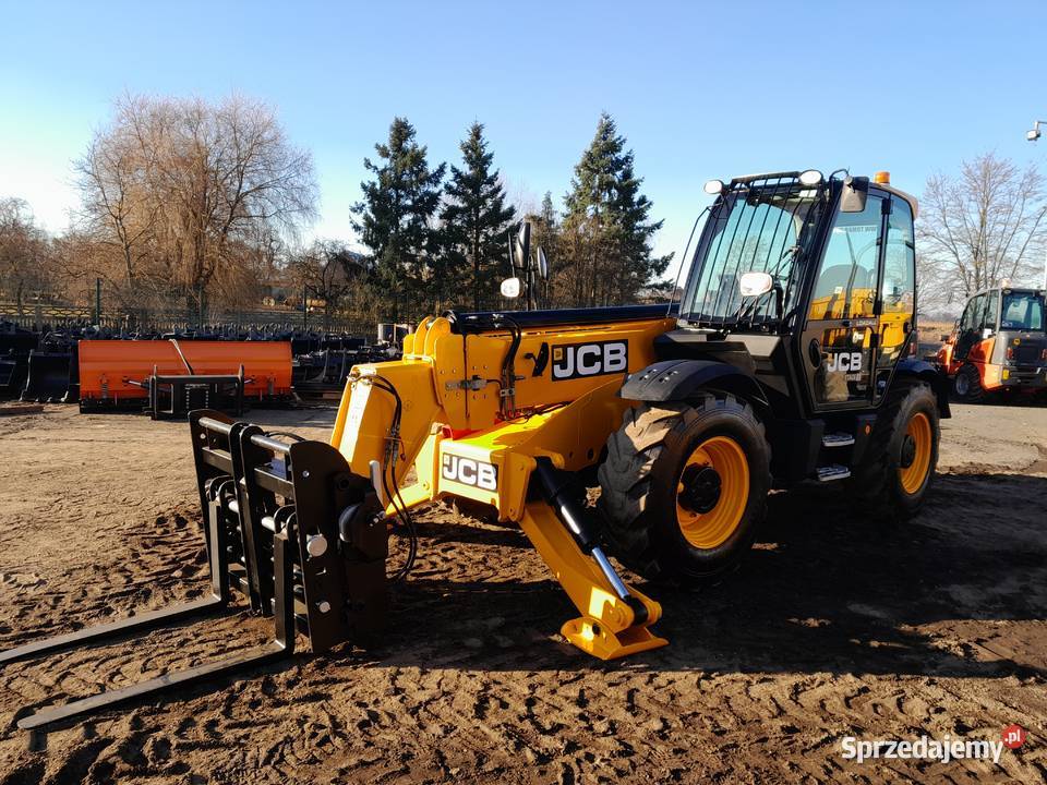 Ładowarka teleskopowa 14 metrów JCB MANITOU Krotoszyn