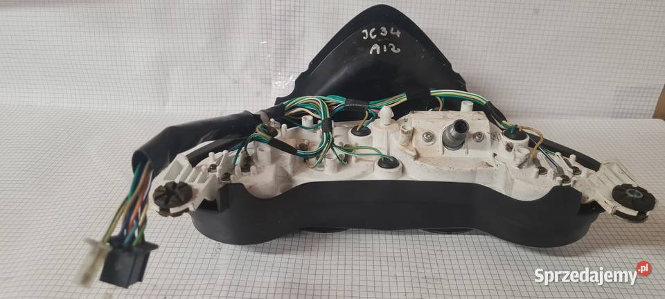 Honda CBR 125 JC 34 licznik zegar 7800