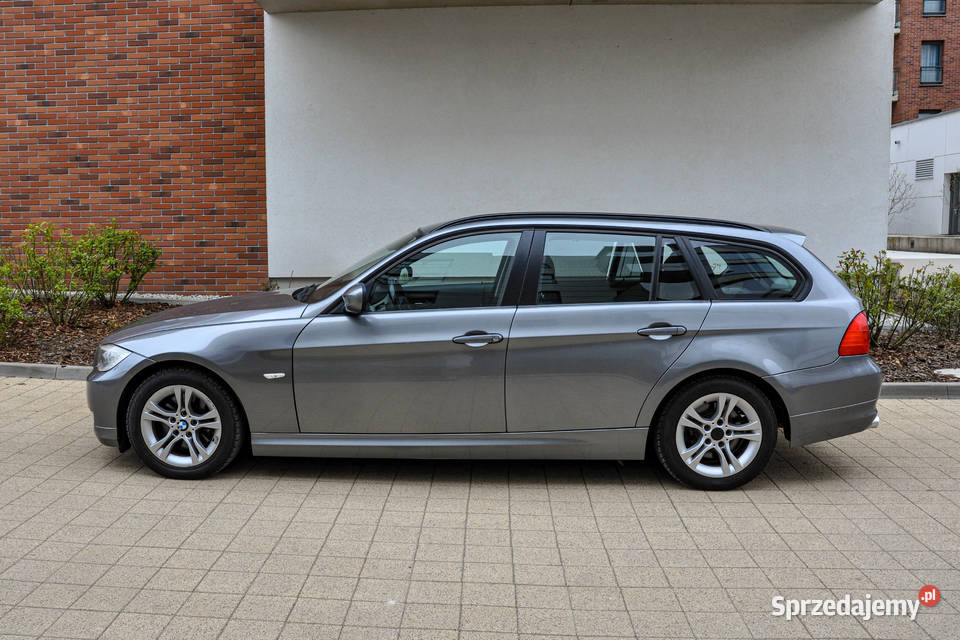 BMW Seria 3 320d 163 2011 r skóry