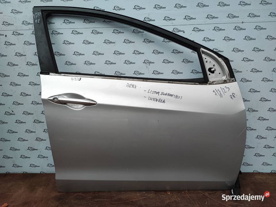 HYUNDAI I30 II 13r drzwi prawy przód 60 mikronów
