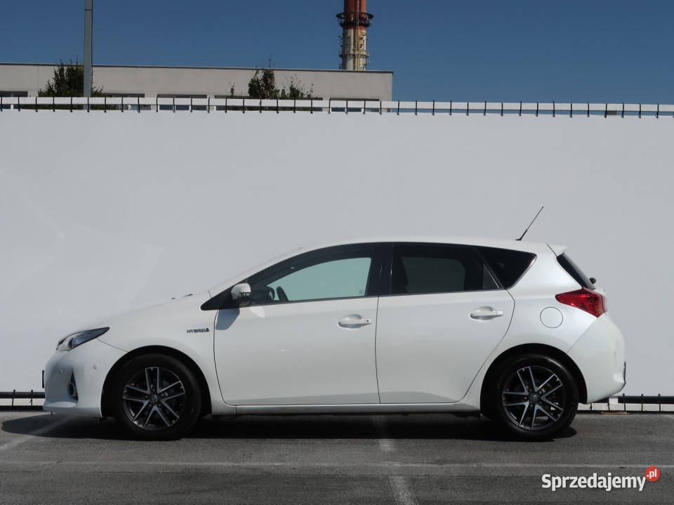 Toyota Auris Hybrid podgrzewane fotele Lublin