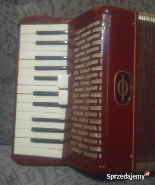 Akordeon CANTULIAprodukcji niemieckiej Nowa Sól