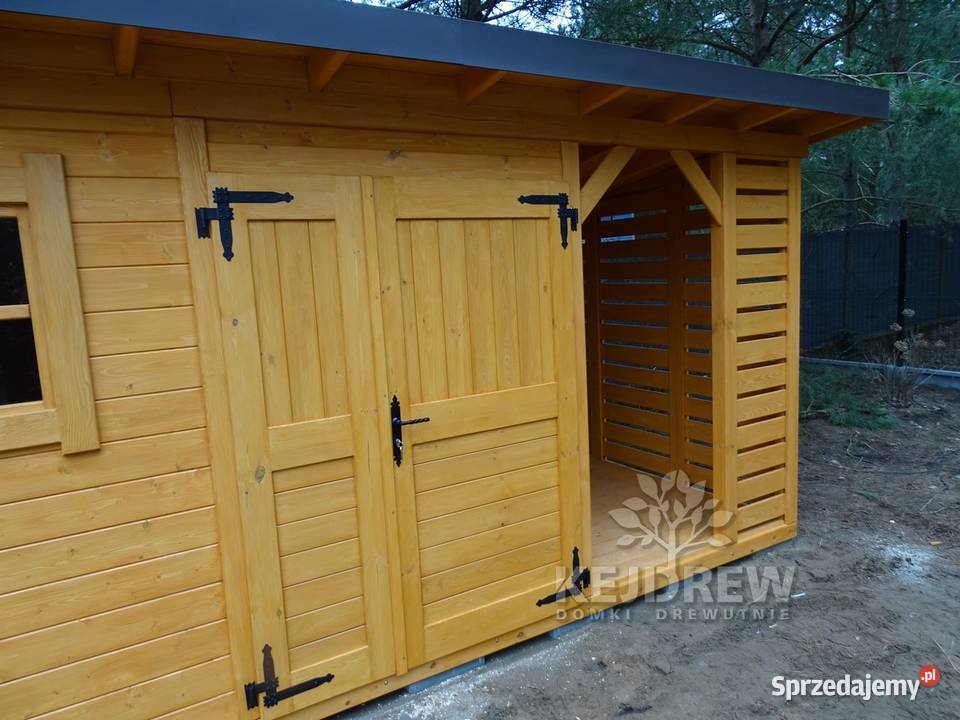 Nowoczesna stodoła domek z drewutnią nowoczesny