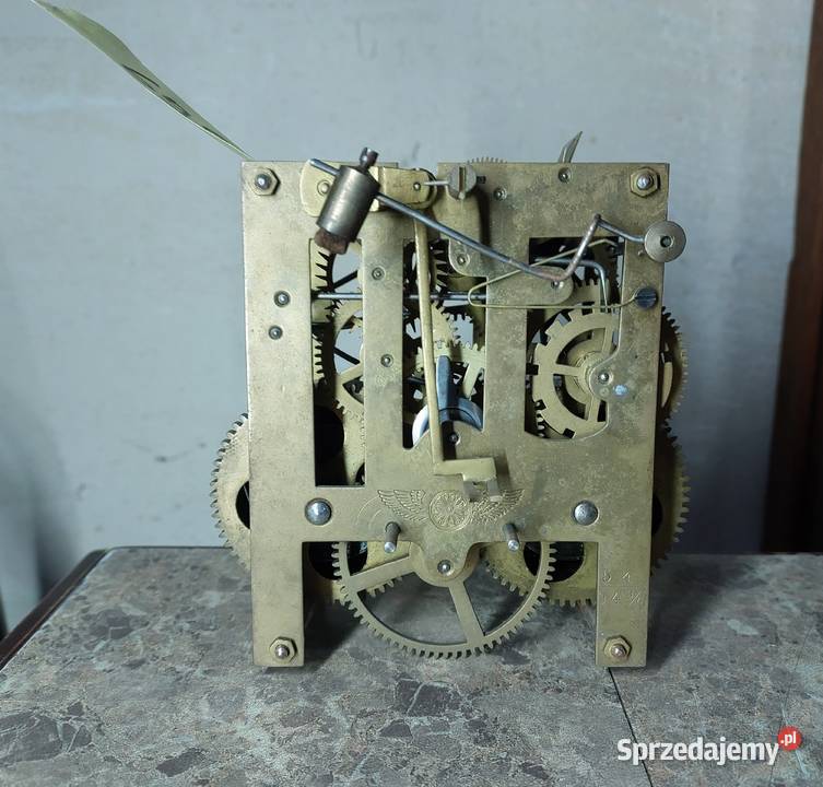 695 Mechanizm starego zegara ściennego Kienzle Tczew