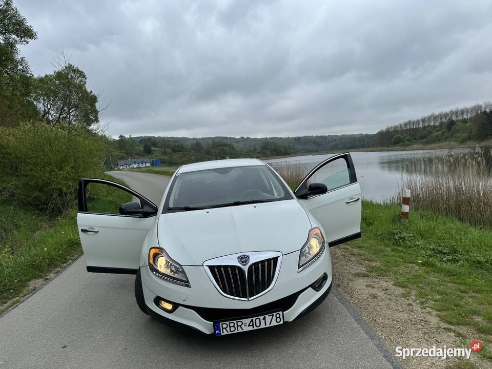 Sprzedam Lancia Delta 3 zadbana 2 komplety kół podkarpackie sprzedam