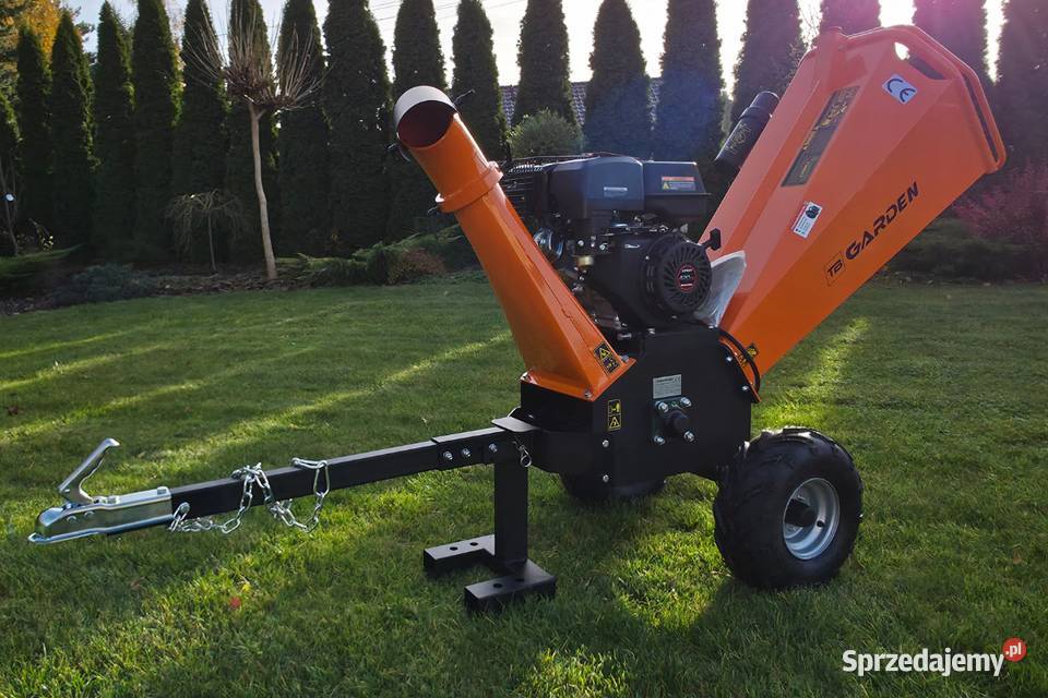 ROZDRABNIACZ DO GAŁĘZI 12 RĘBAK SPALINOWY TB Dunkowa