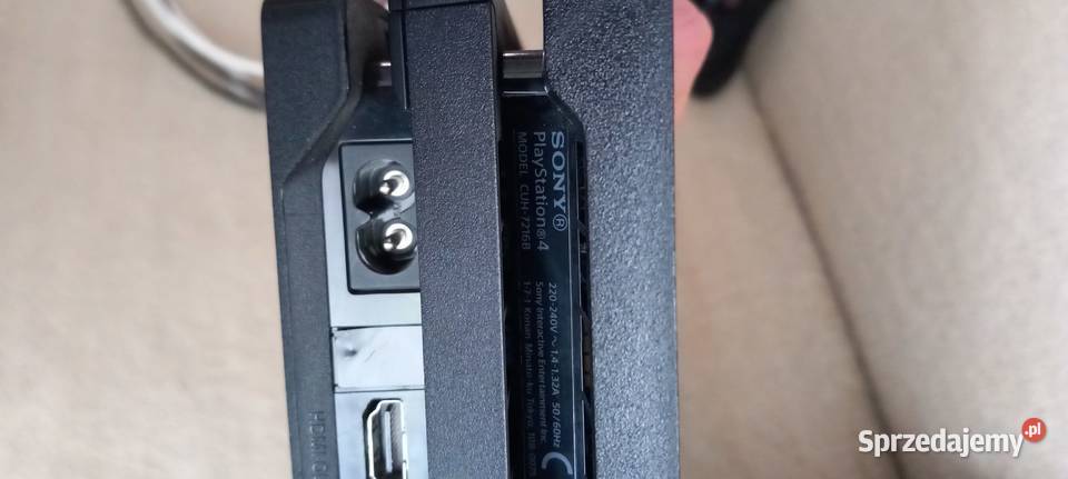 PlayStation 4 Pro 1TB CUH7216B 2 Oryginalne Pady Leszno