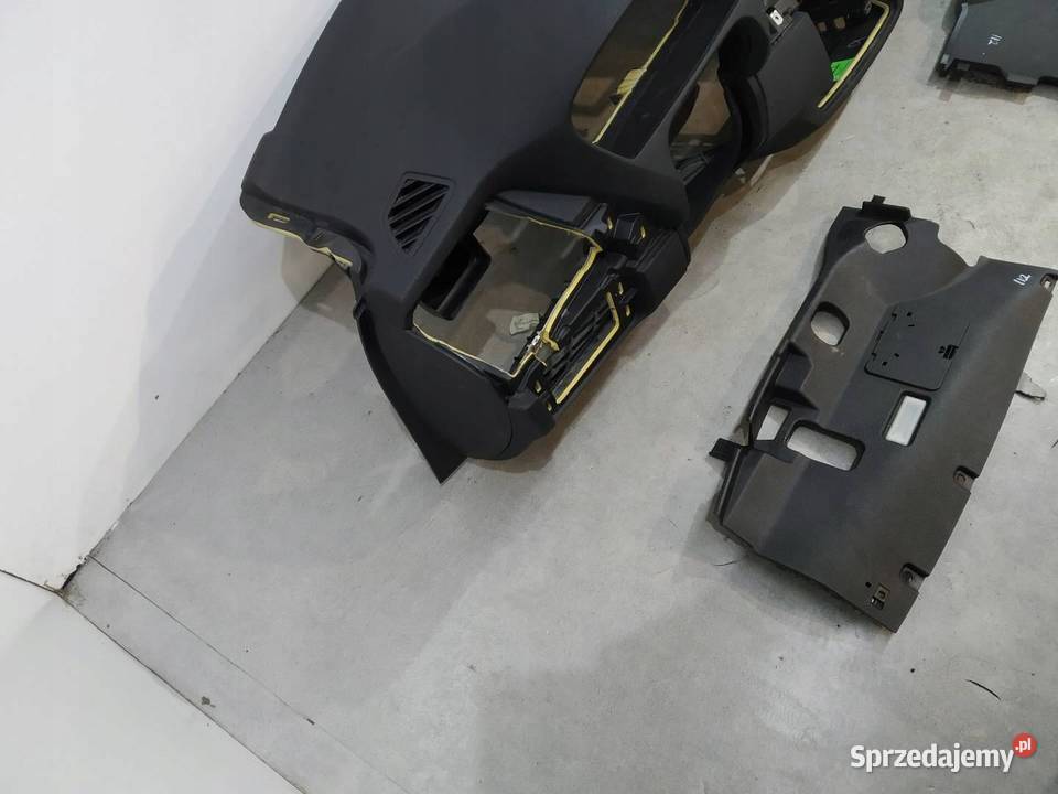 DESKA ROZDZIELCZA KOKPIT PULPIT EUROPA Bmw X5 II Deski rozdzielcze, konsole świętokrzyskie