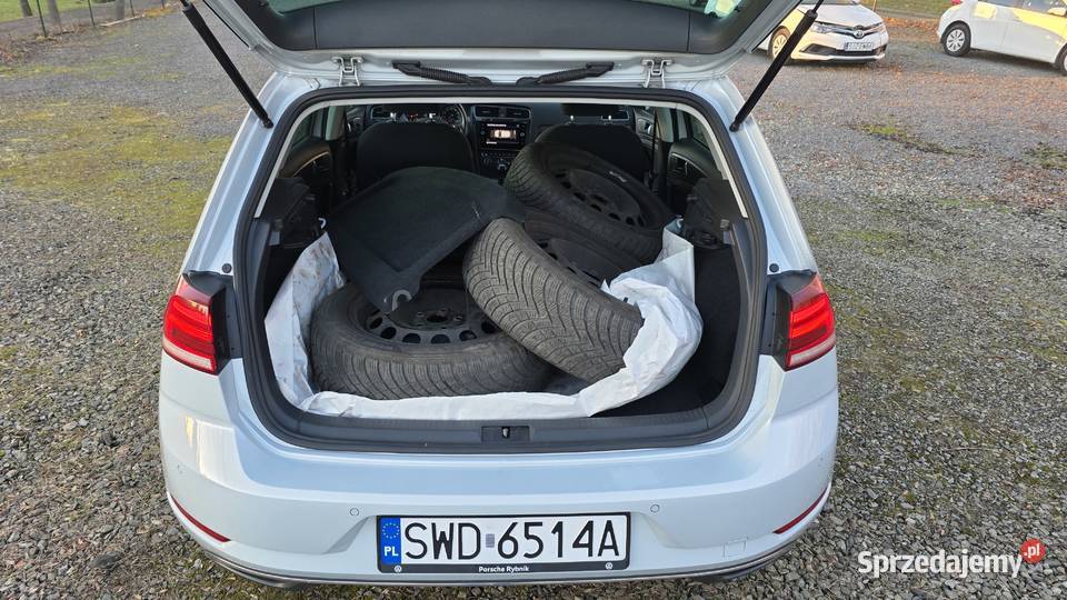 16 TDI 116 Navi 2xPDC Ks Serwisowa Zadbany czujnik zmierzchu