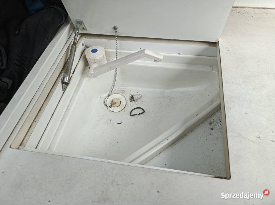 Camper van przyczepa kempingowa zlew zlewozmywak więcej niż 2 Suskowola