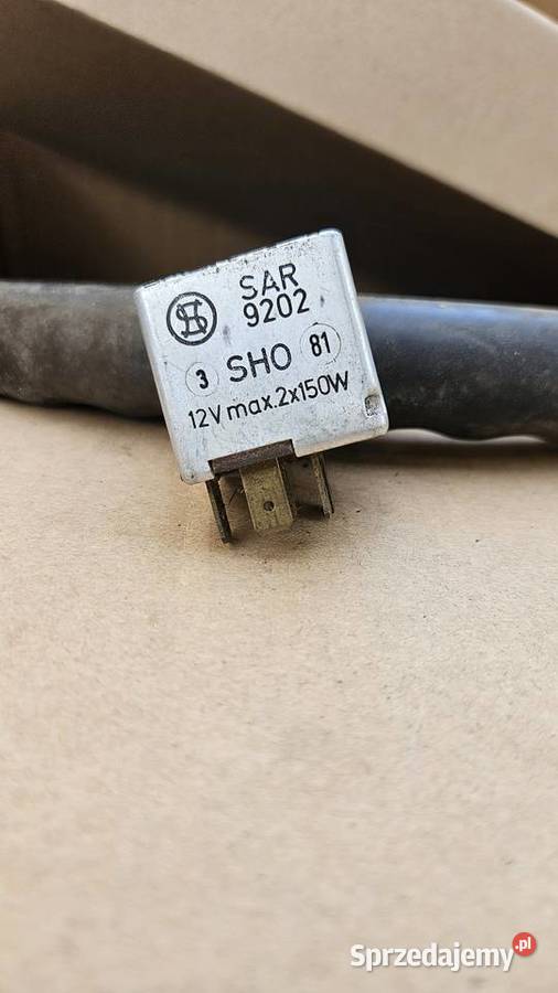 VW audi przekaźnik świateł drogowych 411941583