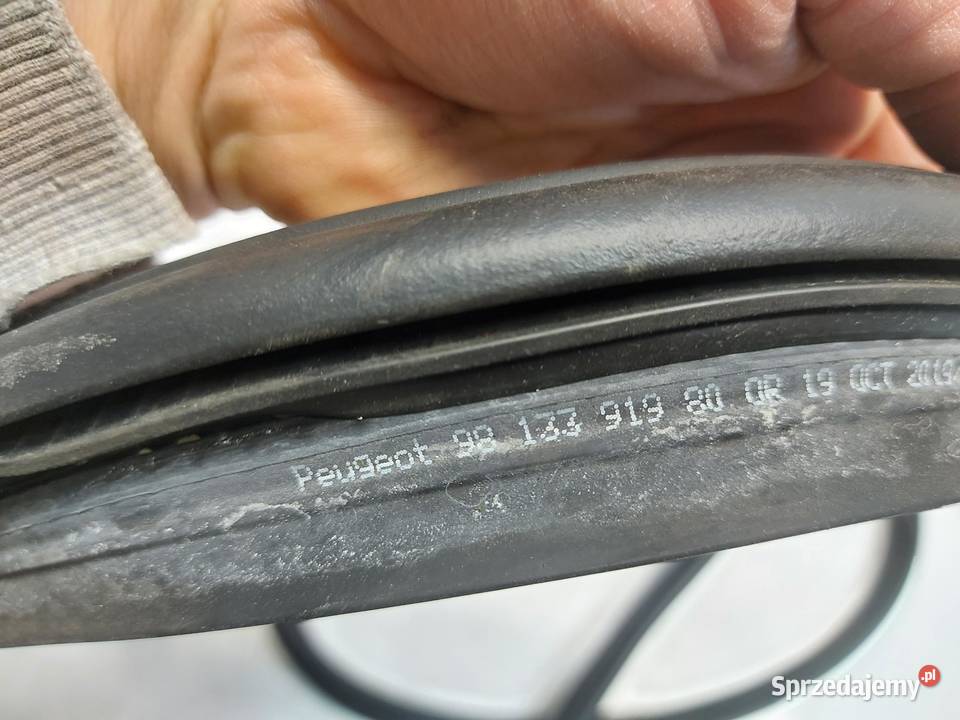 PEUGEOT 508 II Uszczelka klapy bagażnika
