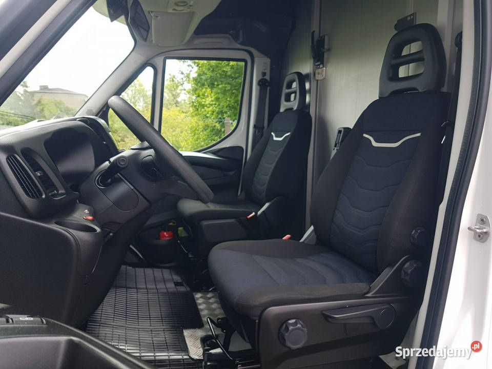 Iveco Daily KONTENER NISKOPODŁOGOWY 443x223x242 śląskie Poręba