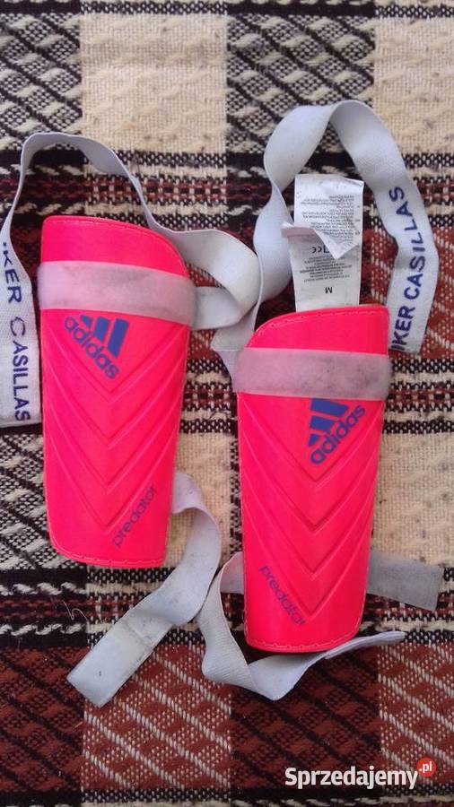 Ochraniacze piłkarskie Adidas M Małkinia Górna