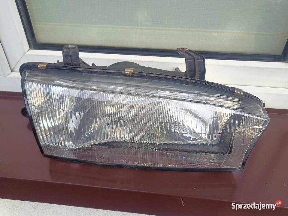 Subaru Legacy II 2 lampa przednia reflektor lampy przednie Sieradz