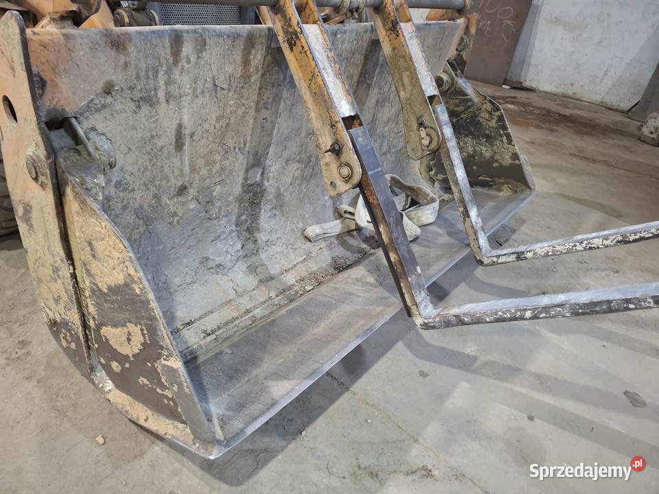 Koparkoładowarka CASE 580ST Reszel