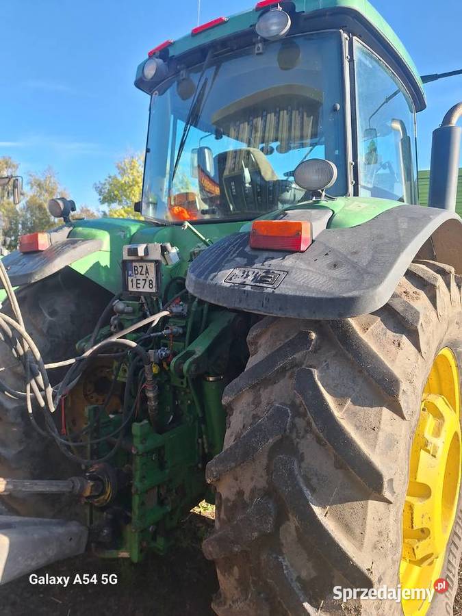 John Deere 7820