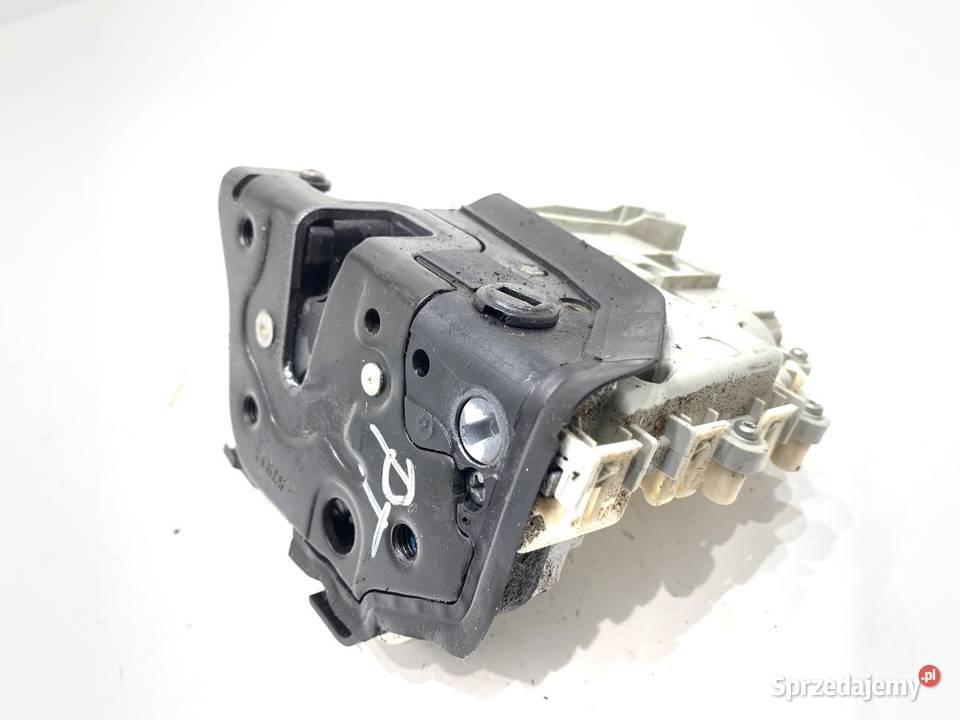 ZAMEK DRZWI PRAWY TYŁ AUDI Q7 4L Hatchback