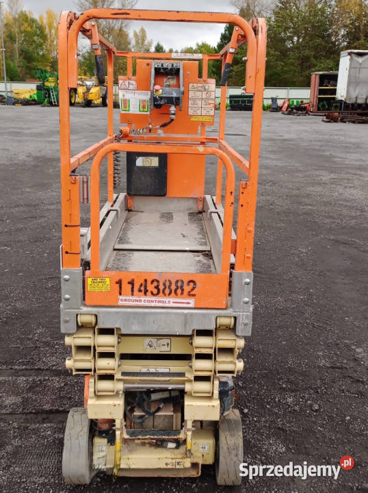 Podnośnik nożycowy koszowy zwyżka samojezdna JLG Łojowice