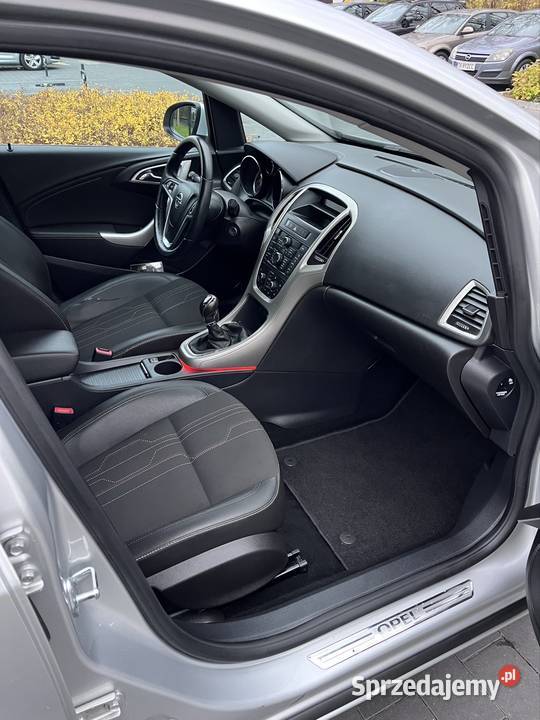 Opel Astra J 17 CDTI 2012 mazowieckie Radom