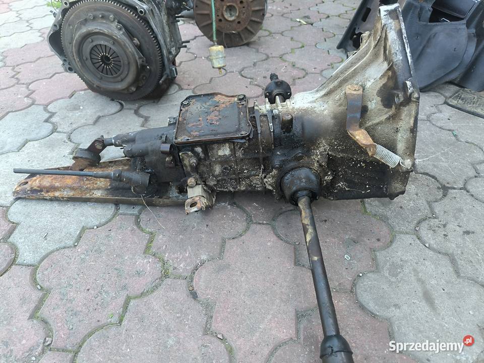 Fiat 126p skrzynia biegow kompletna podkarpackie Stalowa Wola sprzedam