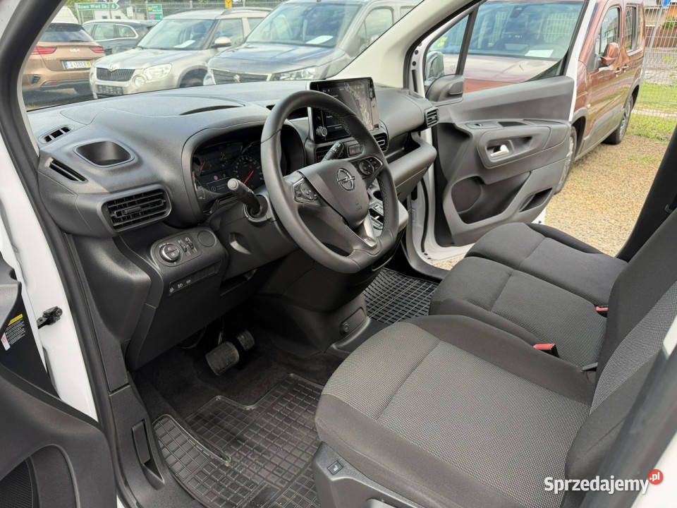 Opel Combo klima navi automat 12 wielkopolskie Zbąszyń