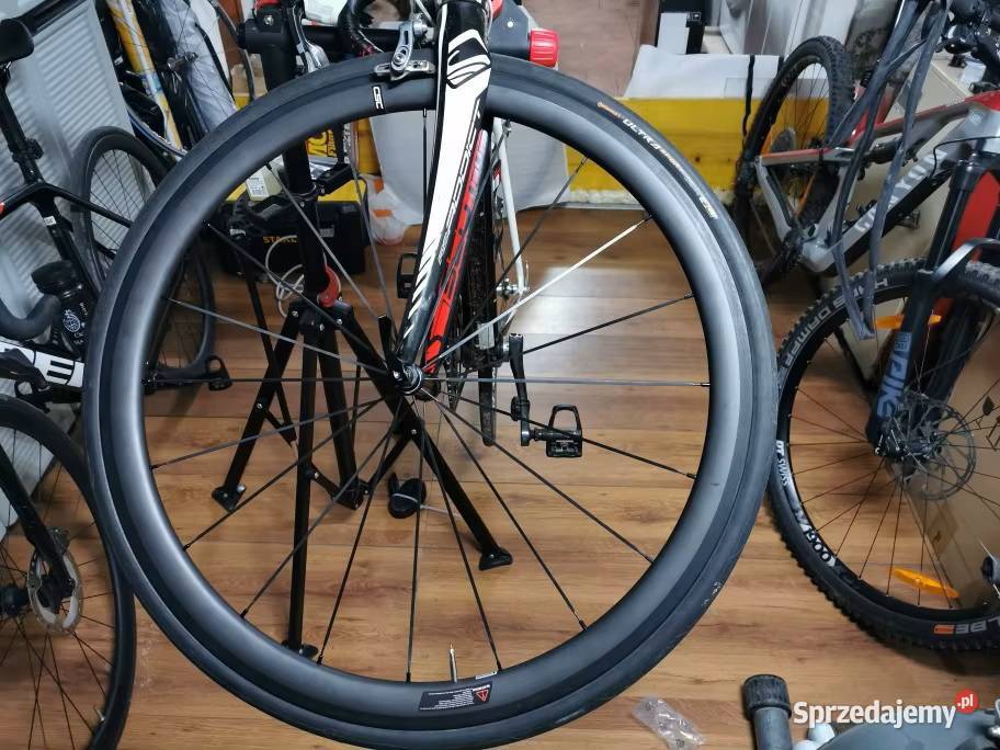 CSC KOŁA KARBONOWE SZOSA ZAMOW Radom