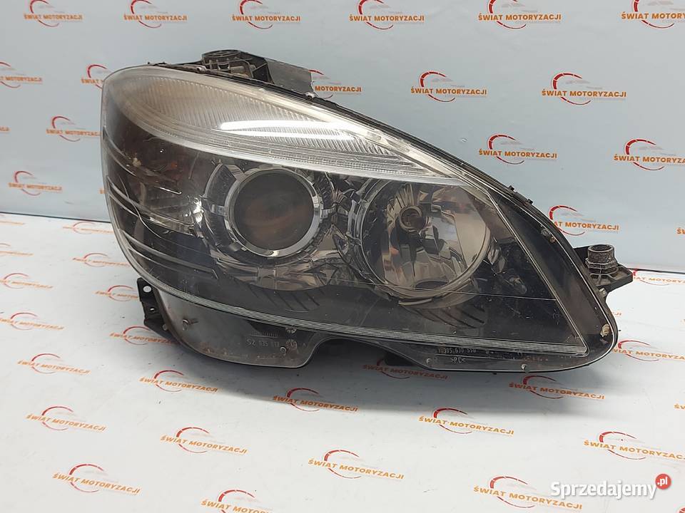 MERCEDES CLC CL203 10r lampa prawa przód osobowe Kielce
