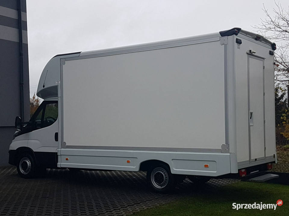 Iveco Daily KONTENER NISKOPODŁOGOWY 443x224x243 Rok produkcji 2020 śląskie Poręba