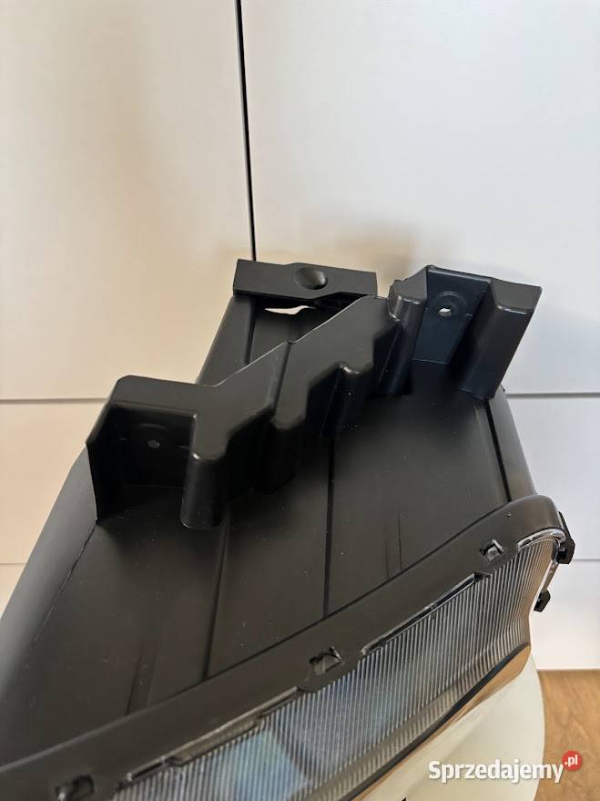 Sprzedam lampe reflektor Kia Soul mk3 2020 lewa Turek sprzedam