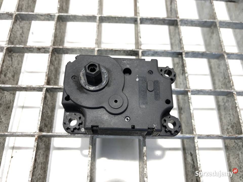 SILNICZEK KLAPEK NAWIEWU RENAULT A21201700 sprzedam