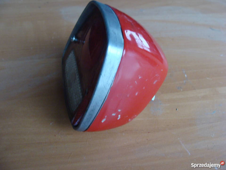 wsk lampa tylna telewizorek Oświetlenie Husów