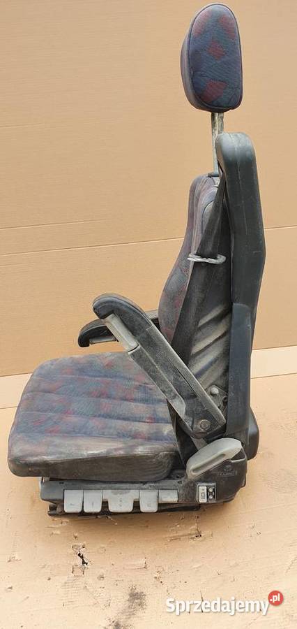 FOTEL SIEDZENIE MERCEDES ATEGO osobowe Części samochodowe lubuskie Bieleń