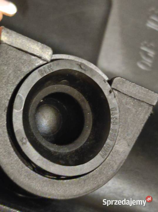 górna osłona silnika przeznaczona Audi A4 B6 Kielce sprzedam