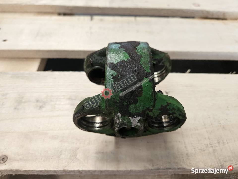 Łącznik półosi FWD John Deere 6220 6120 6420 Byków