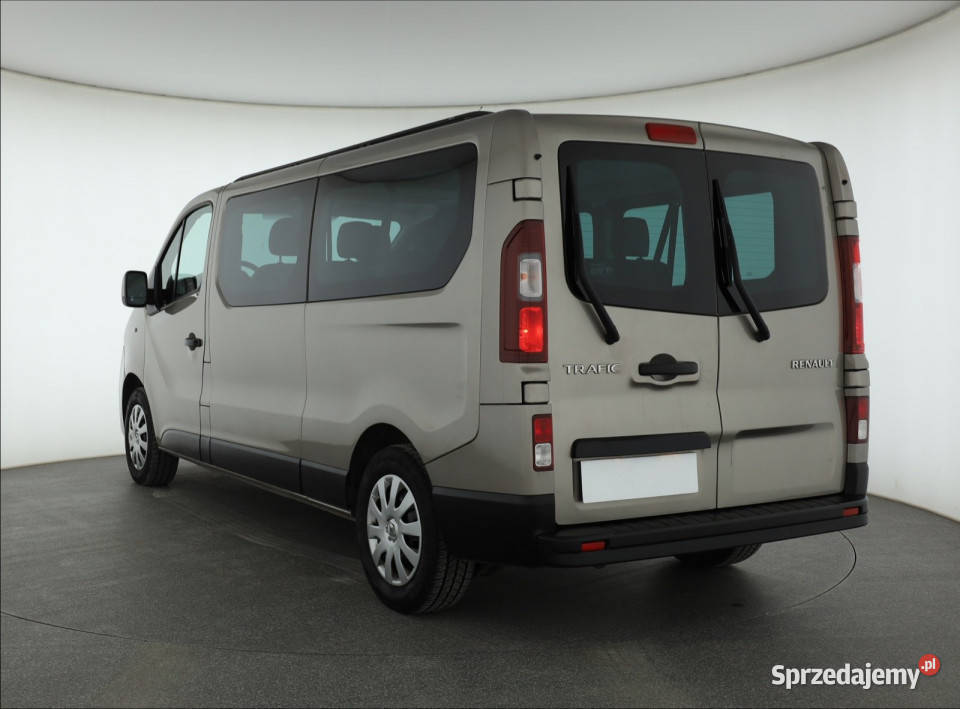 Renault Trafic 16 dCi Piaseczno