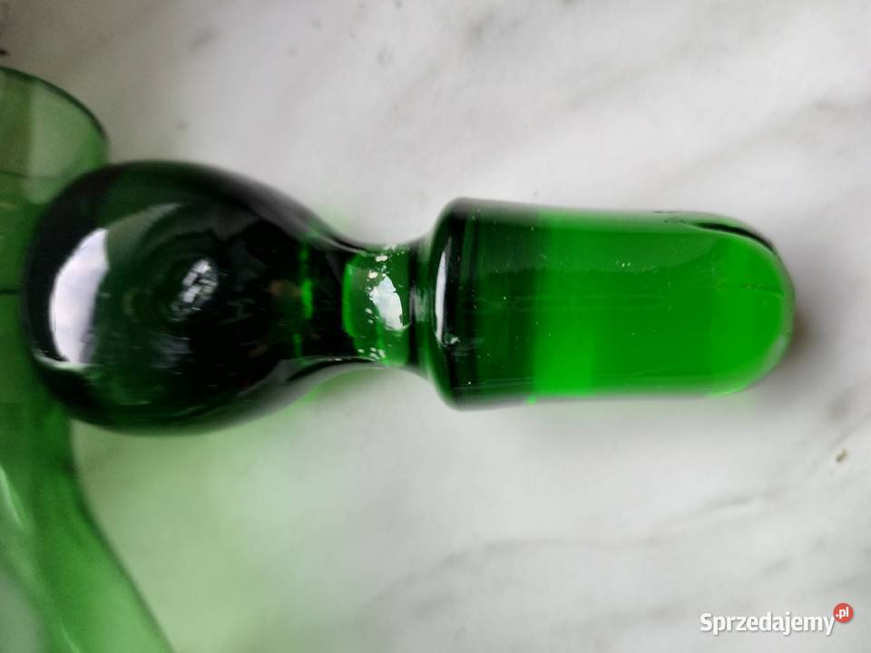 Szmaragdowa karafka szlifowana prl Pozostałe Choszczno