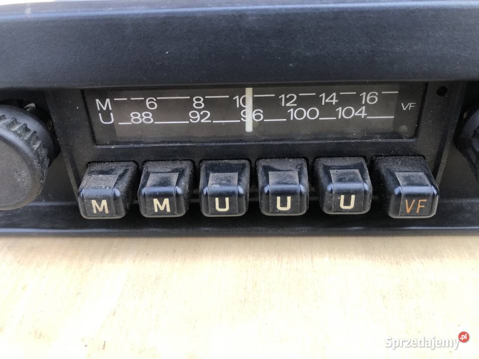 Radio samochodowe Grundig antyk prl śląskie Tarnowskie Góry