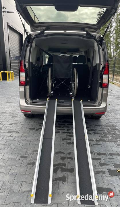 Super AUTO Volkswagen Caddy Maxi 15 TSI Life EU6 elektrochrom. lusterko wst.