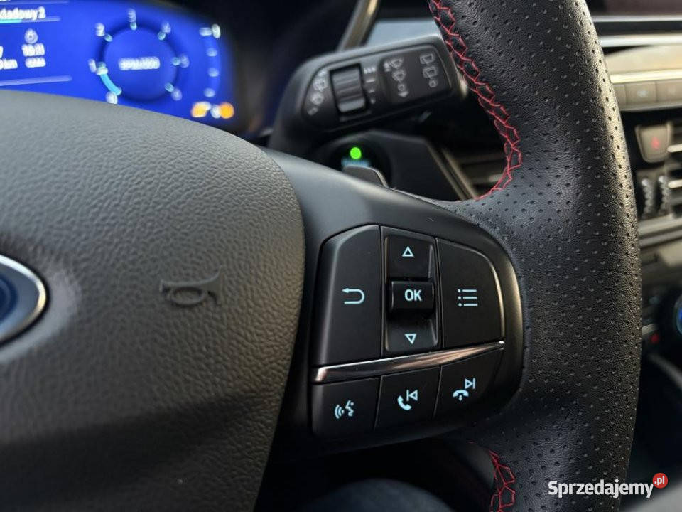 FORD Kuga 2022r Salon Bogata wersja Warszawa