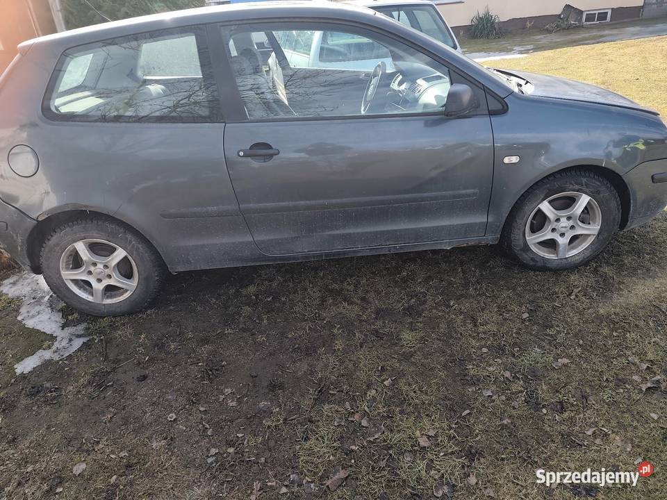 Volkswagen Polo 19 SDI N9 okular 250000km Parczew