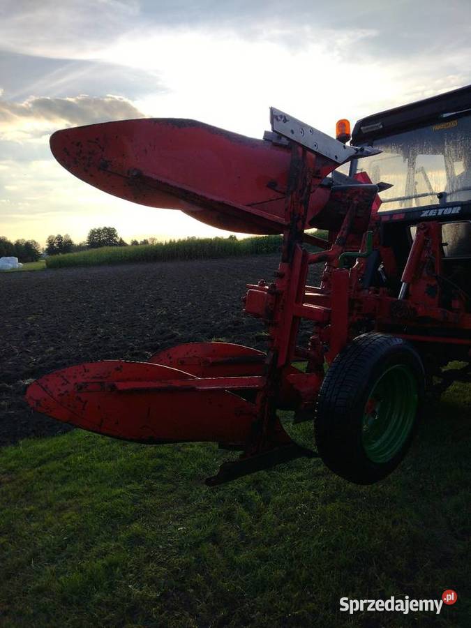 Pług obrotowy dwu skibowy wielkopolskie Zajączki