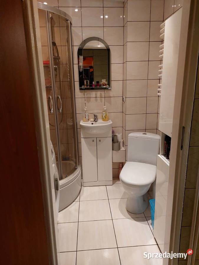 Sprzedam mieszkanie piwnica Jarzębiec