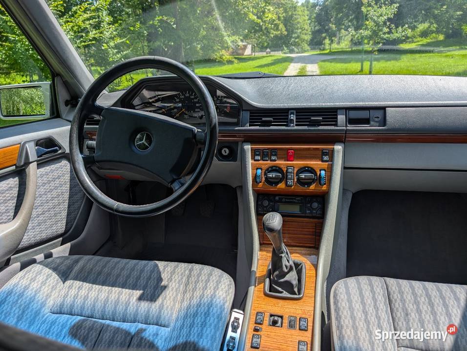 Mercedes Benz W124 230TE Kombi z klimatyzacją
