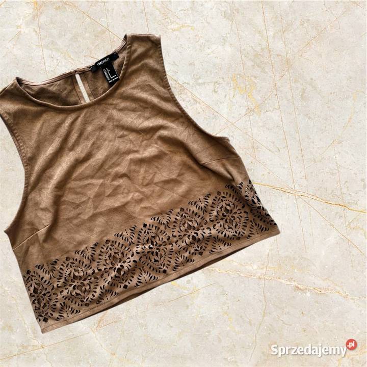 Croptop ala zamszowy z ażurkowym wzorkiem Topy i koszulki świętokrzyskie sprzedam